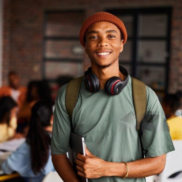 Comment Choisir le Bon Ordinateur pour Réussir dans vos Études Universitaires