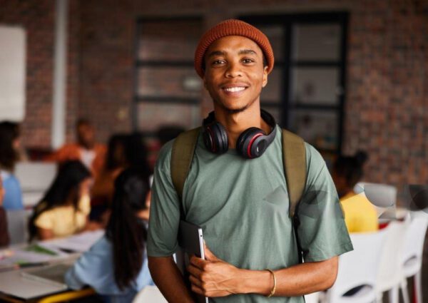 Comment Choisir le Bon Ordinateur pour Réussir dans vos Études Universitaires